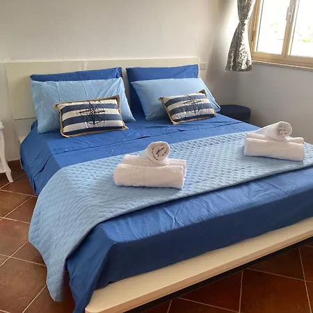 Lägenhet Appartamento La Caletta